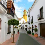 Centre Mango Apartment Estepona